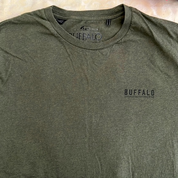NWOT men’s dark olive teeshirt - Picture 1 of 1